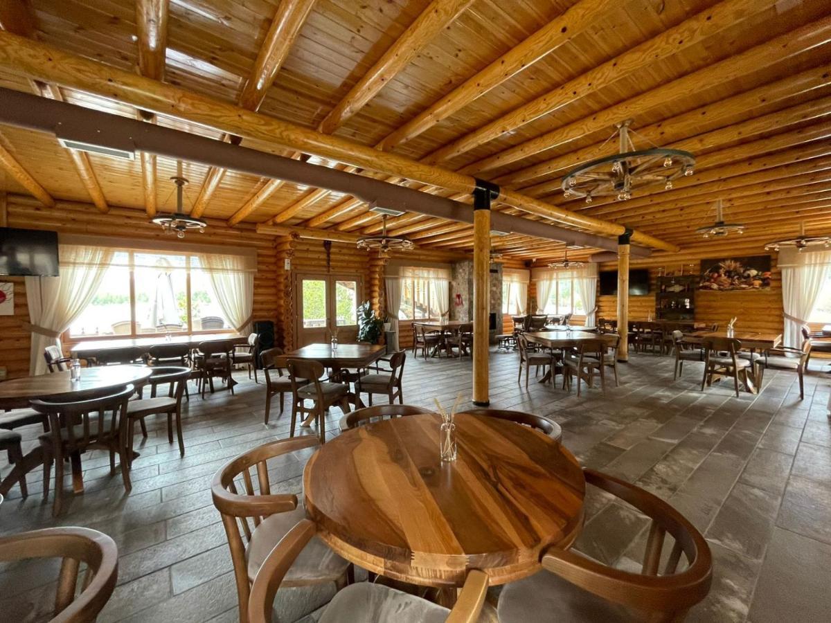 Resort Mezini Erseke Bagian luar foto
